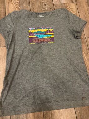 Women’s LL Bean Short Sleeve Shirt